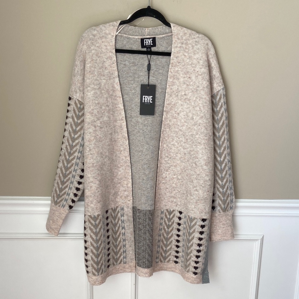 NWT Frye Women's Beige and Gray‎ Cardigan Size Large